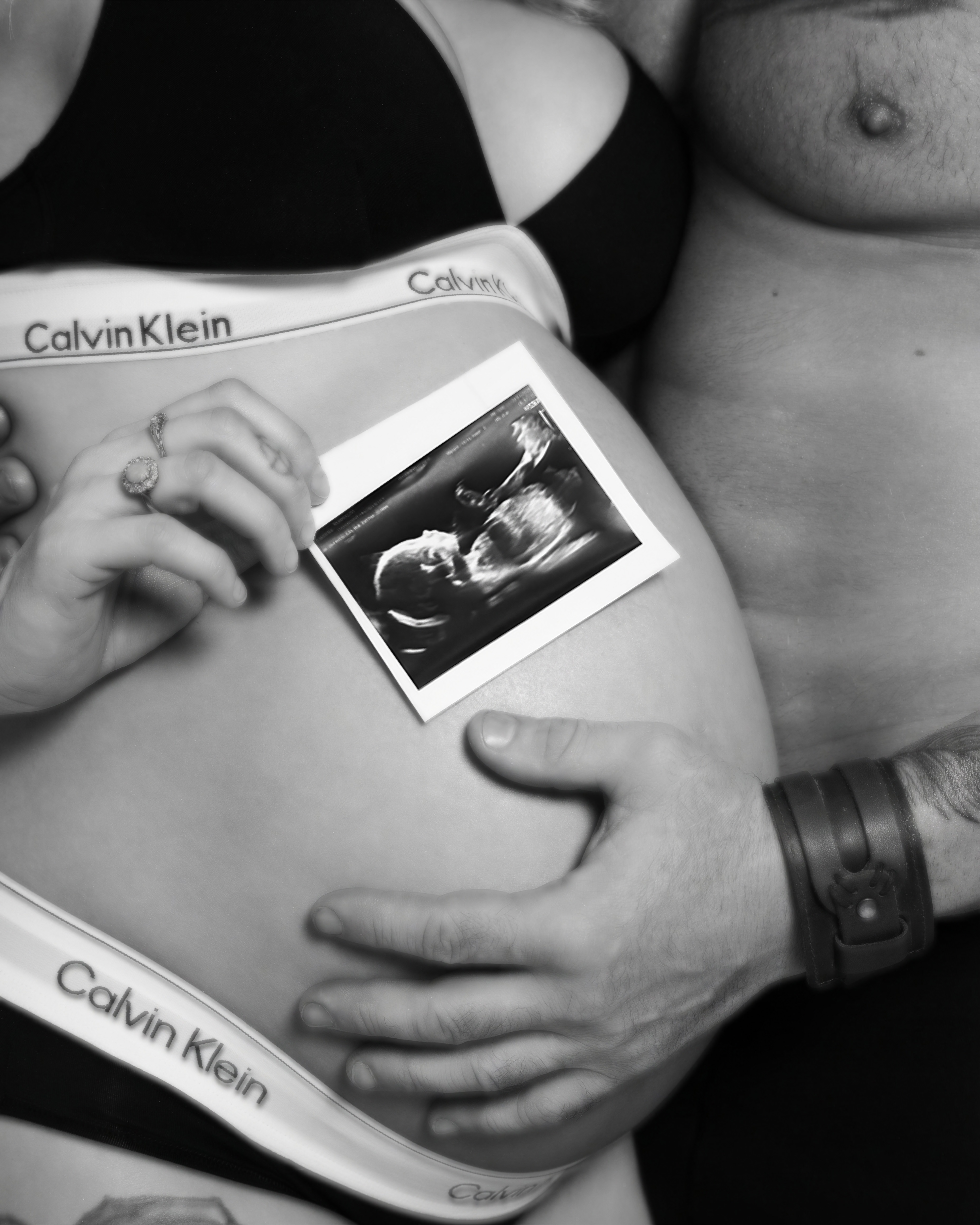 Pregnancy Announcement - Photo 2
