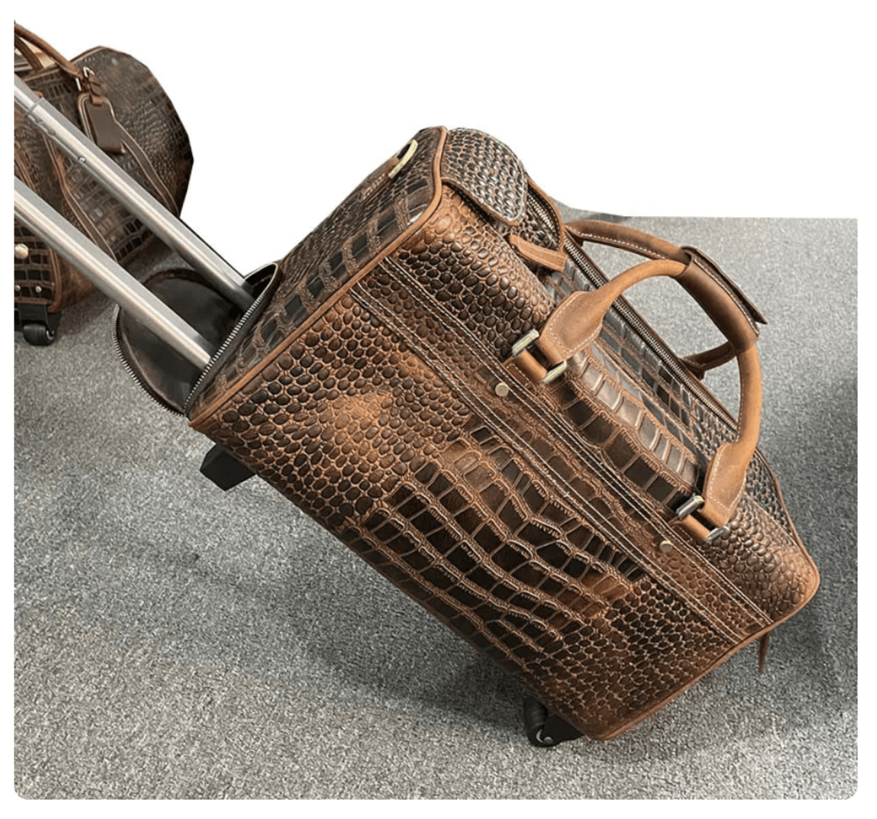 2022 Genuine Leather Travel Bags Luxury Men Large Capacity Portable Male Shoulder Bags Brand Real Leather Vintage Travel Duffle