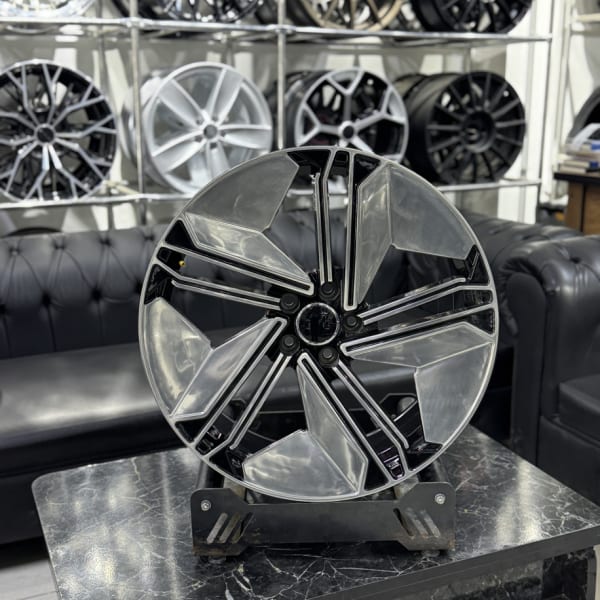 Sport Machined Siyah