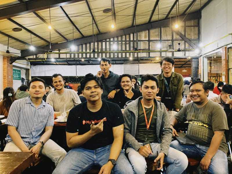 BTPN Syariah team photo 3