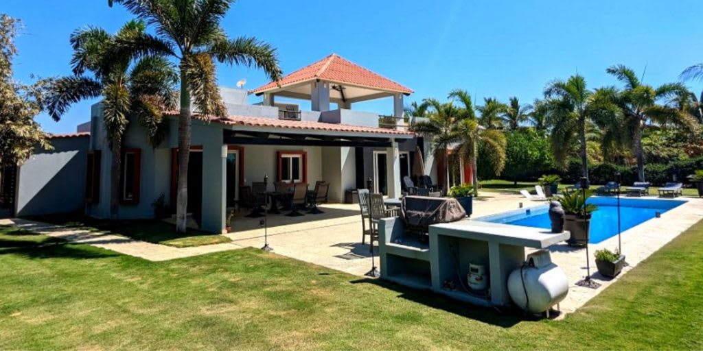 The Essential Elements of Traditional Mexican Design for Your Villa