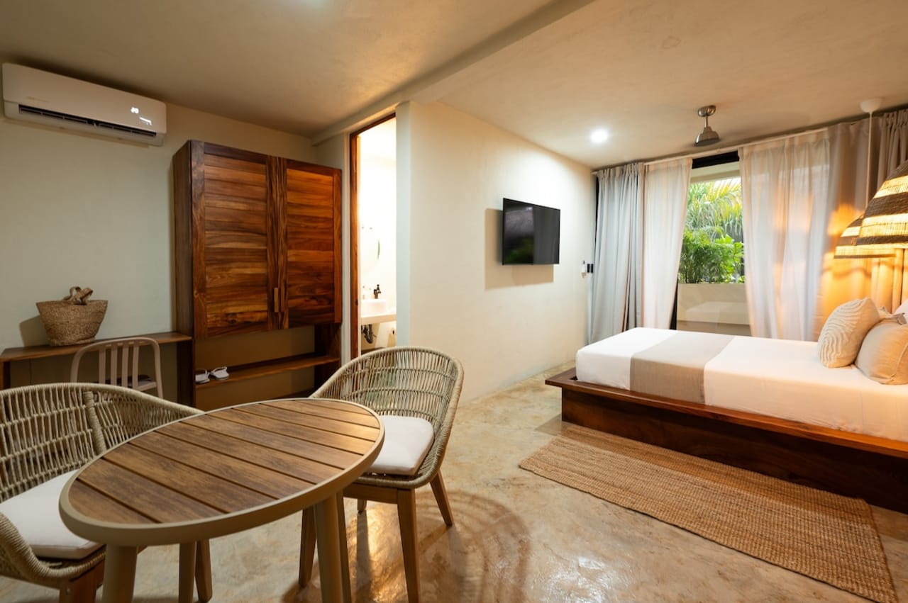 Bedroom 3 Hotel Casa Nogales - Starlink Wi-Fi