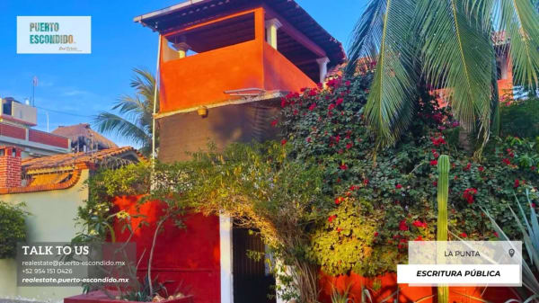 Casa con Vista al Mar y Gran Potencial