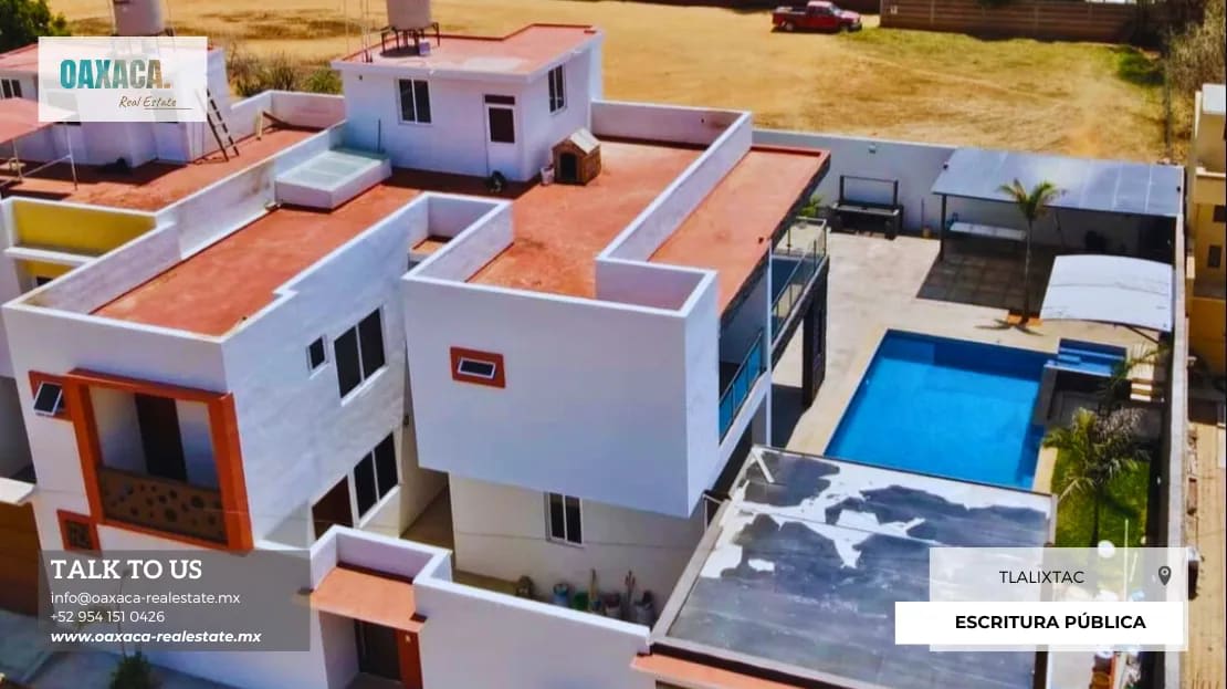 Residencia de Lujo con Alberca y Jardín - Miniatura 9