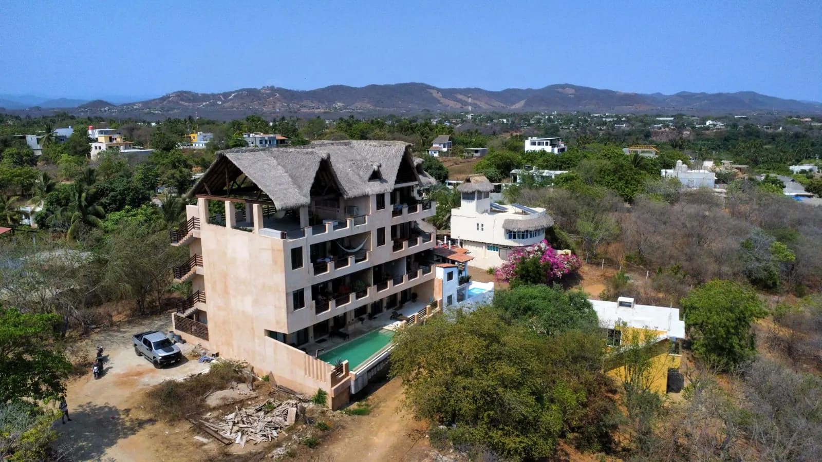 Espectacular Condominio con Vista al Mar y Alberca - Miniatura 6