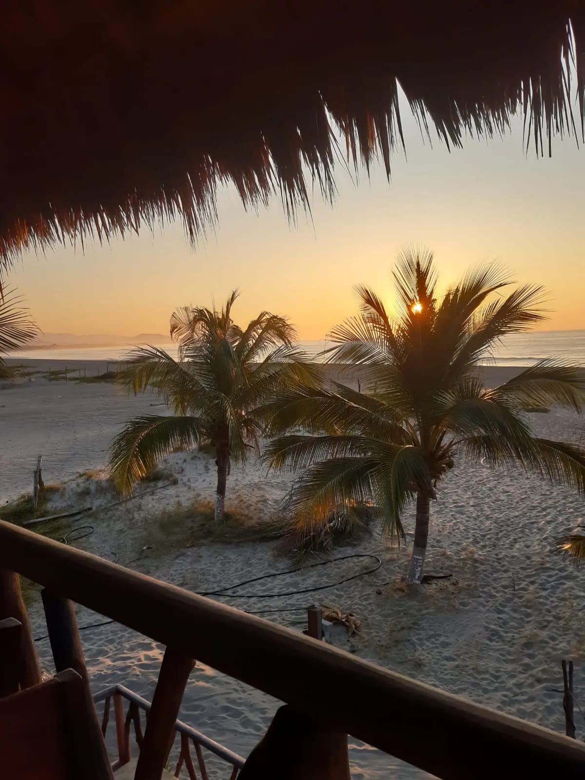 Restaurante a y terreno pie de playa en Chacahua!! Gran oportunidad! - Miniatura 9