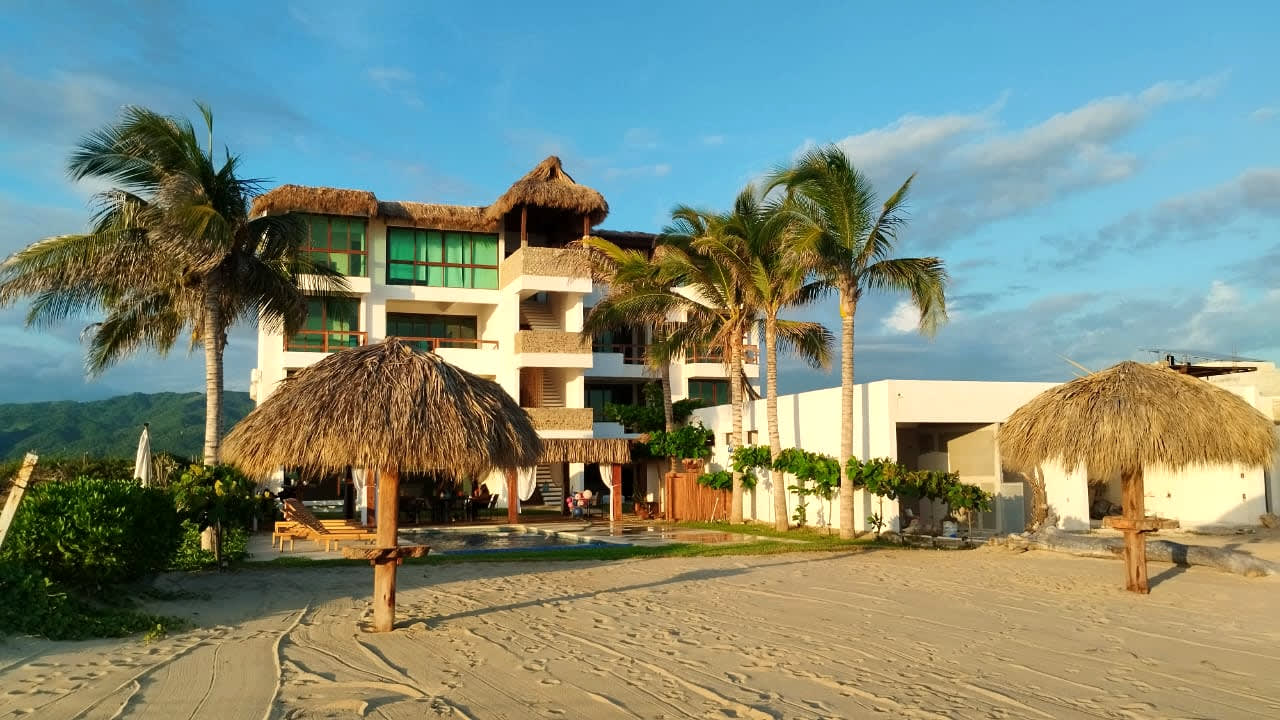 Departamento Nuevo Pie de Playa Palmarito / 2 o 3 Recamaras / Puerto Escondido — foto 3