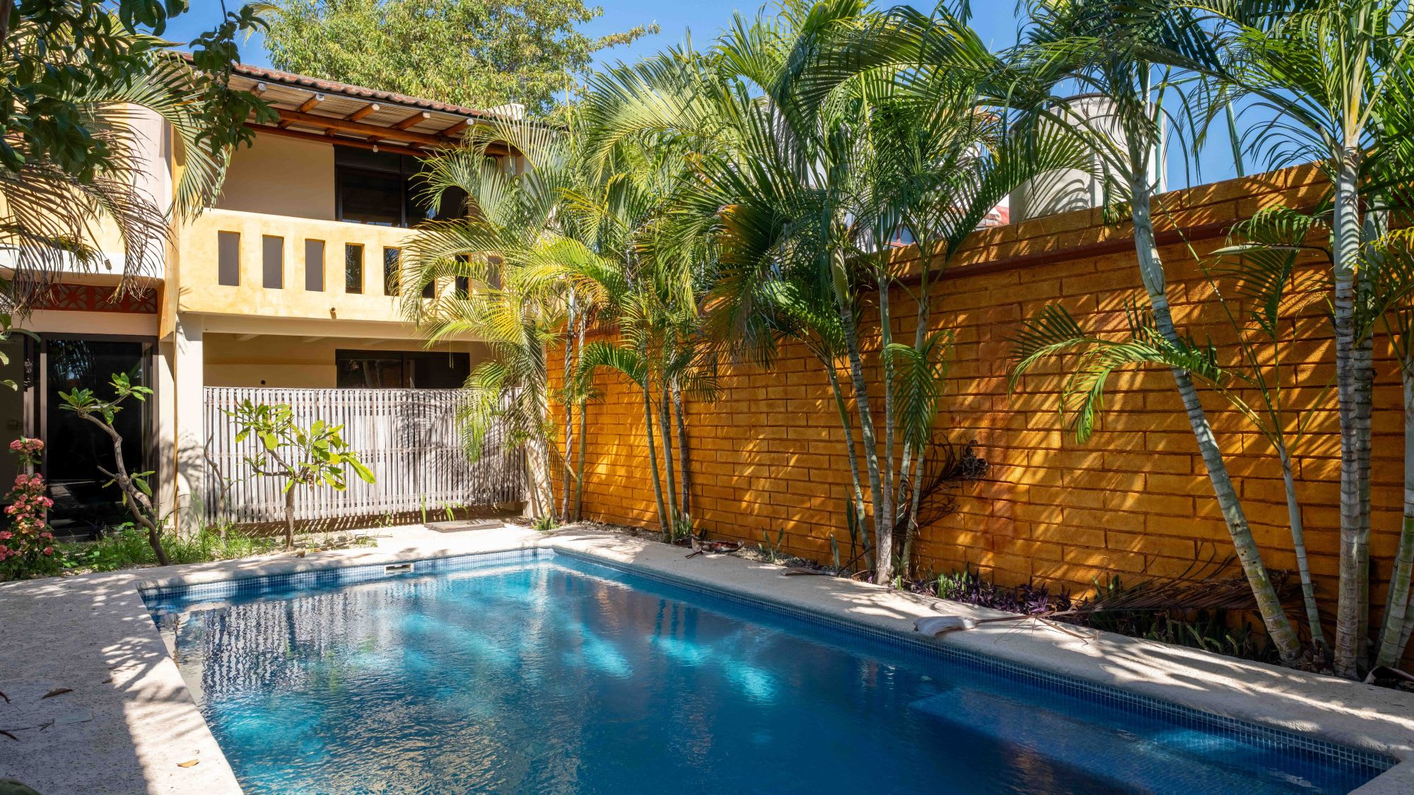 Casa Bacocho Bayside — 5 Recámaras con Alberca