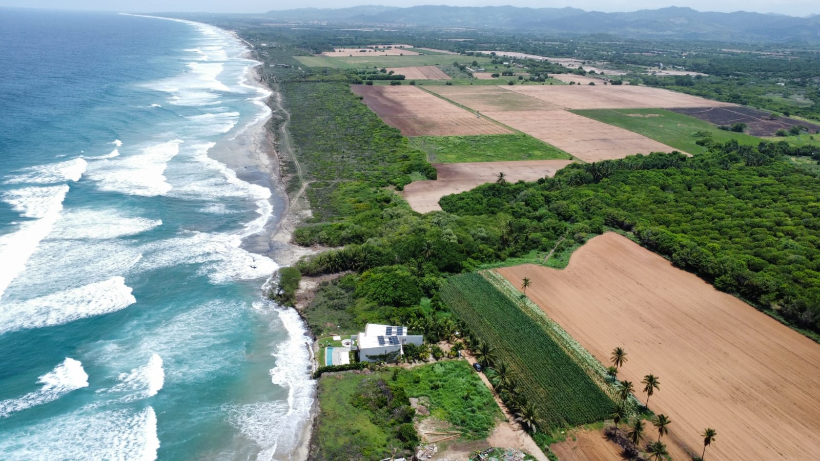Last Beachfront Lot in Plataforma, Puerto Escondido
