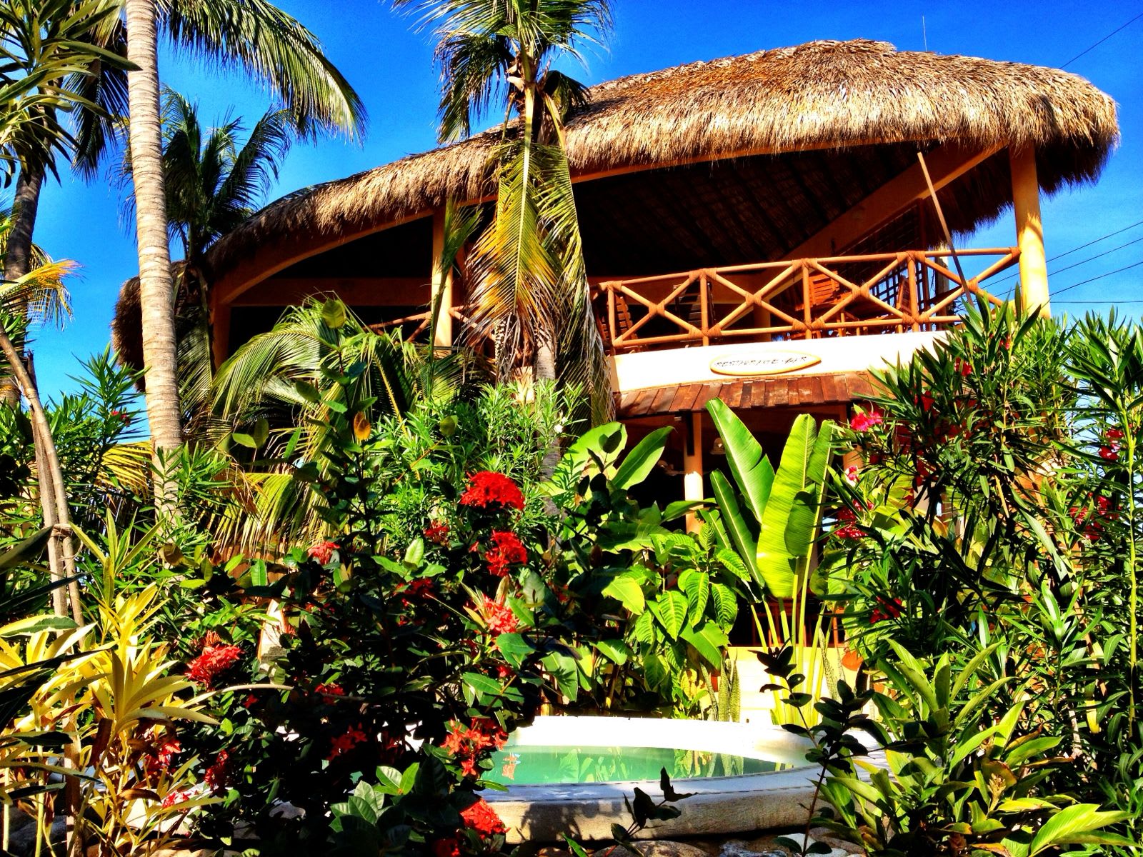 Hotel Boutique Icónico a 2 Cuadras de la Playa La Punta - Miniatura 2