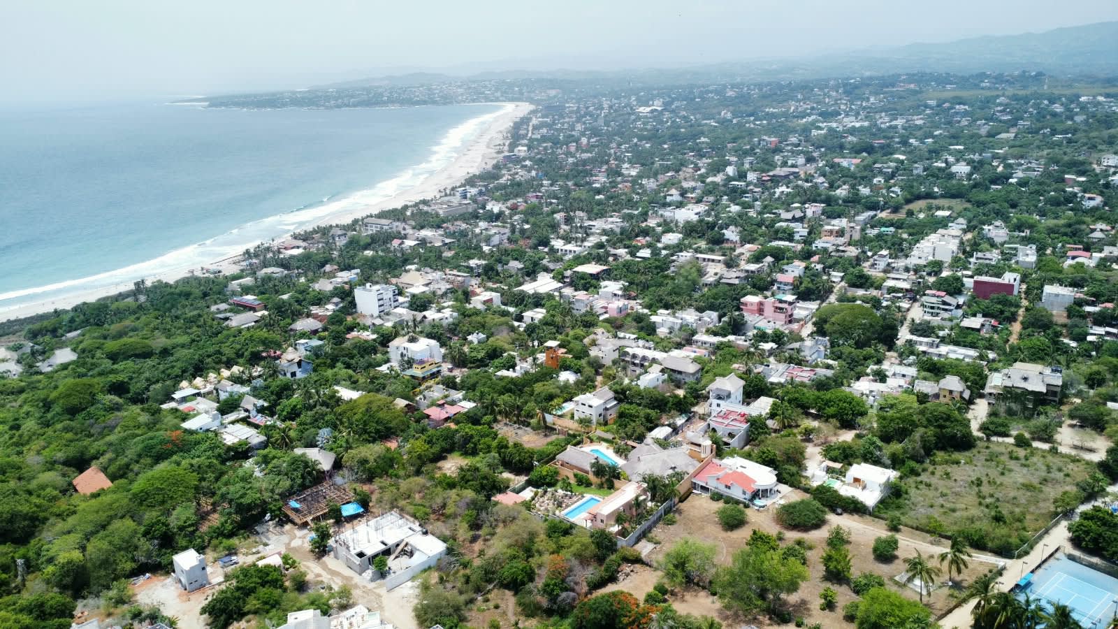 Increible oportunidad en La Punta con 1277m2 - Imagen 1