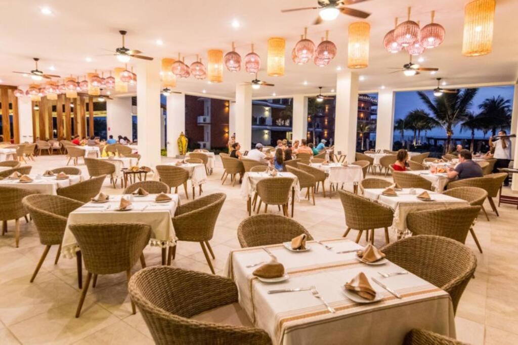 Beachfront Apartment in Puerto Escondido at Vivo Resort - Miniatura 29