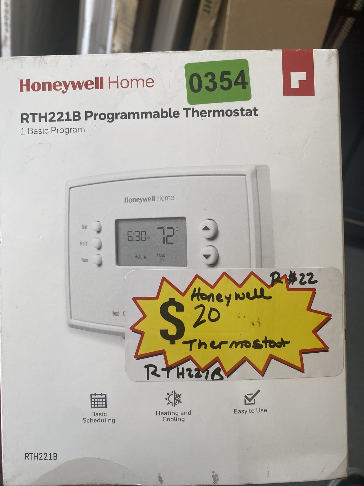 Honeywell Home RTH221B Programmable Thermostat (Open Box)