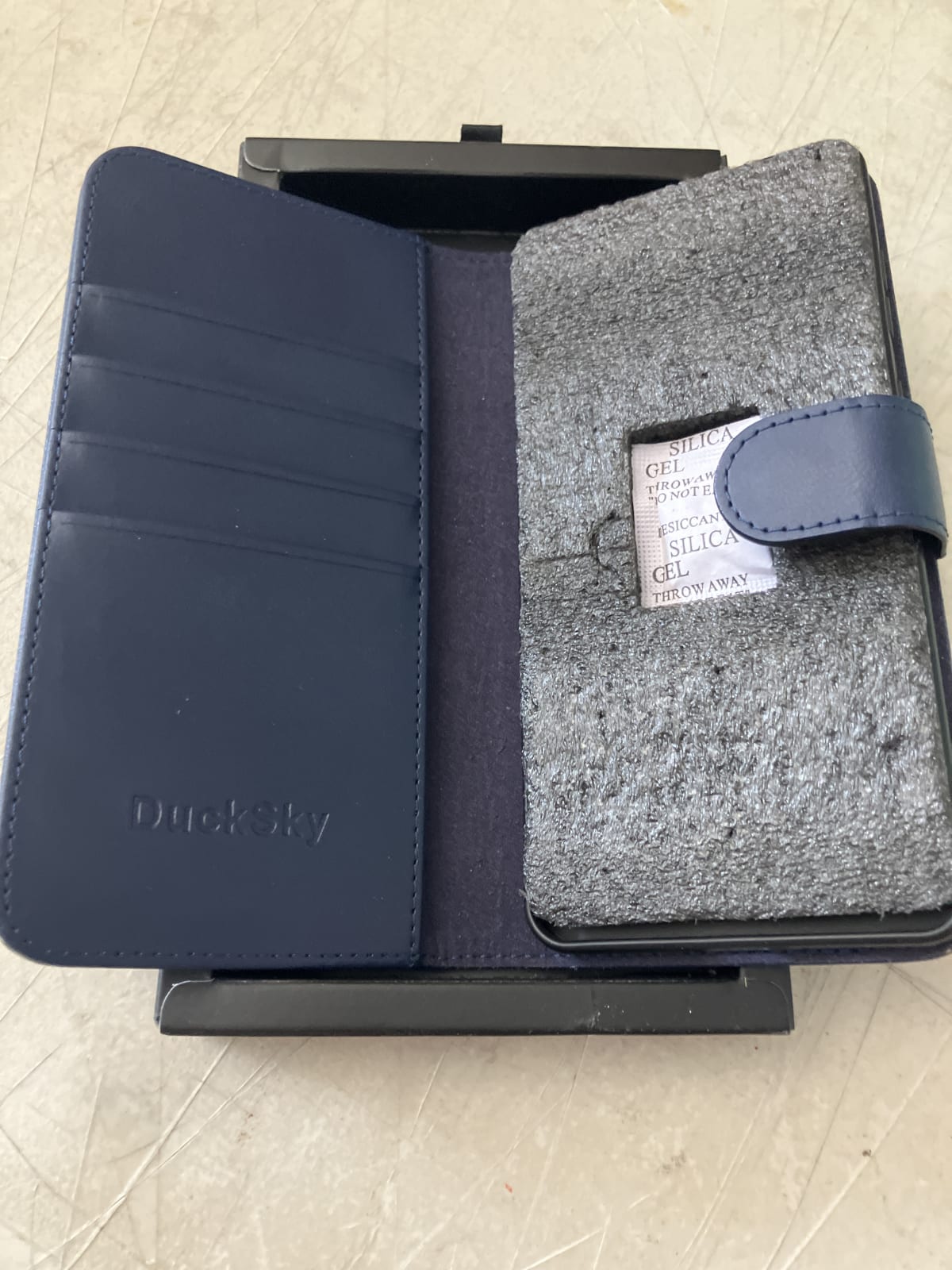 DuckSky Phone Wallet Case - Navy Blue