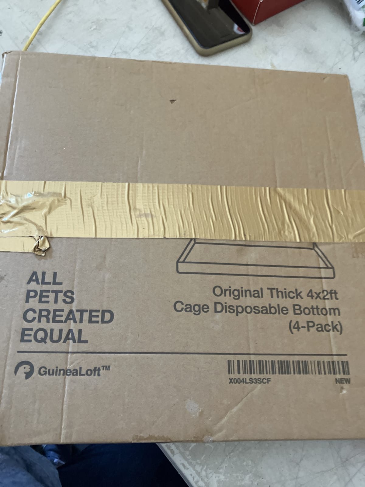 GuineaLoft Original Thick 4x2ft Cage Disposable Bottom (4-Pack)