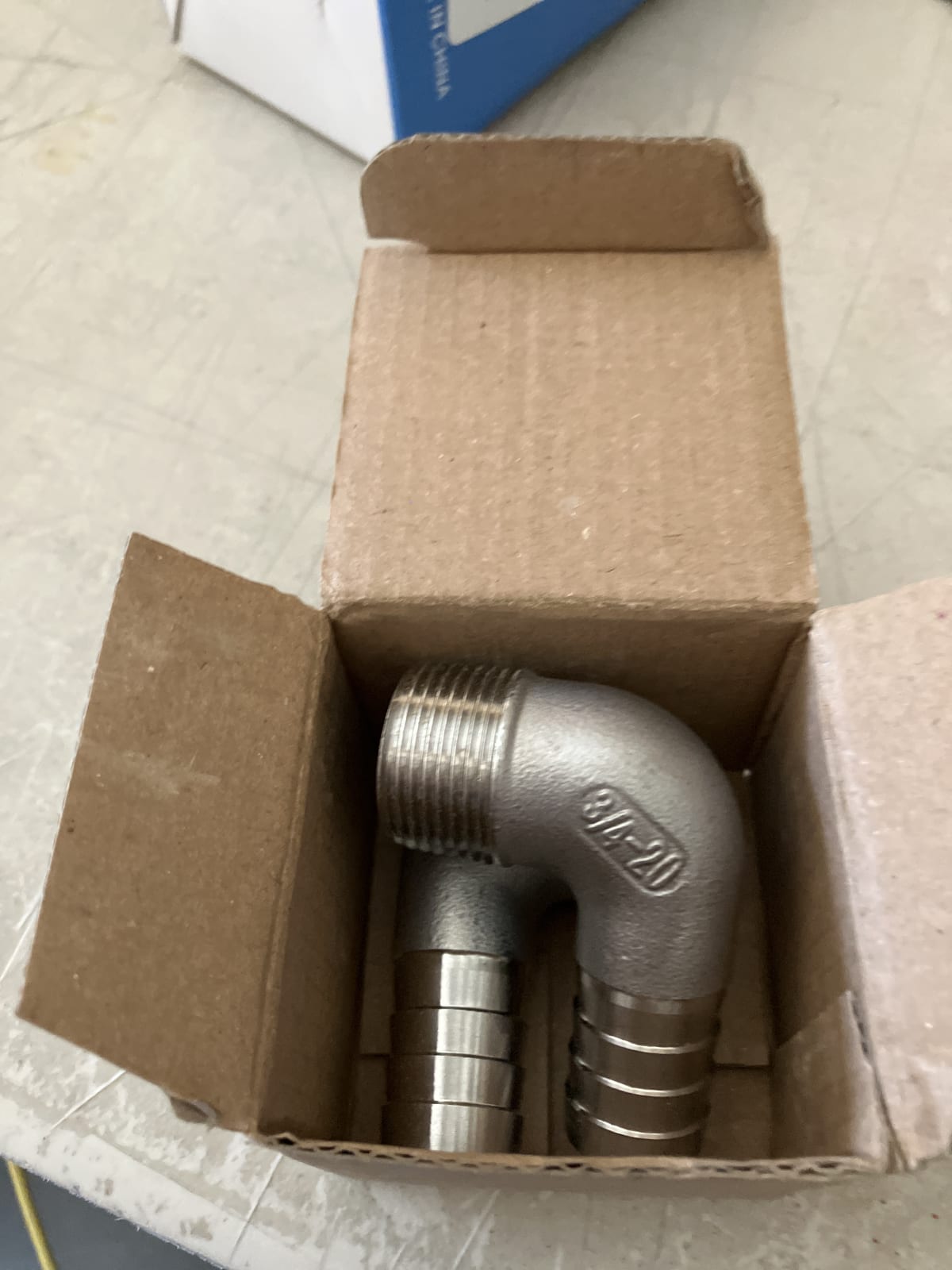 Brass 90-Degree Elbow Pipe Fitting Connector