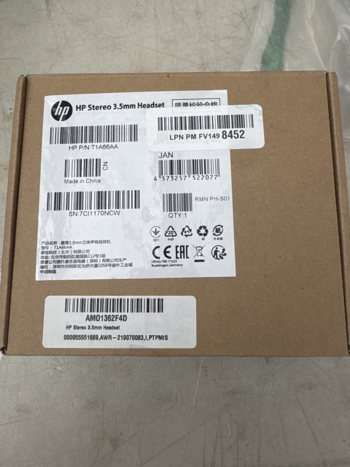 HP Stereo 3.5mm Headset - Model T1A66AA