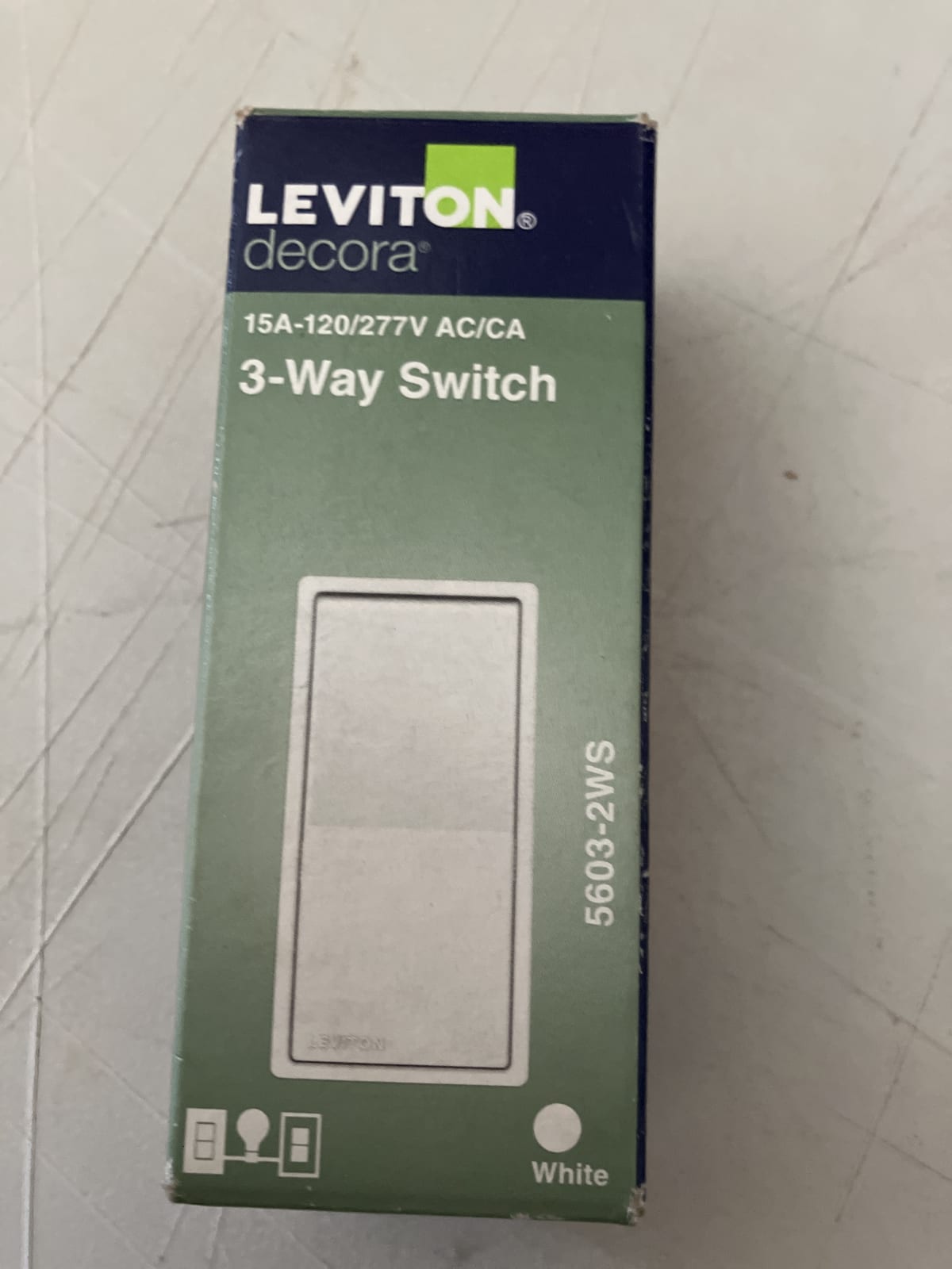 Leviton Decora 3-Way Switch 15A 120/277V - White