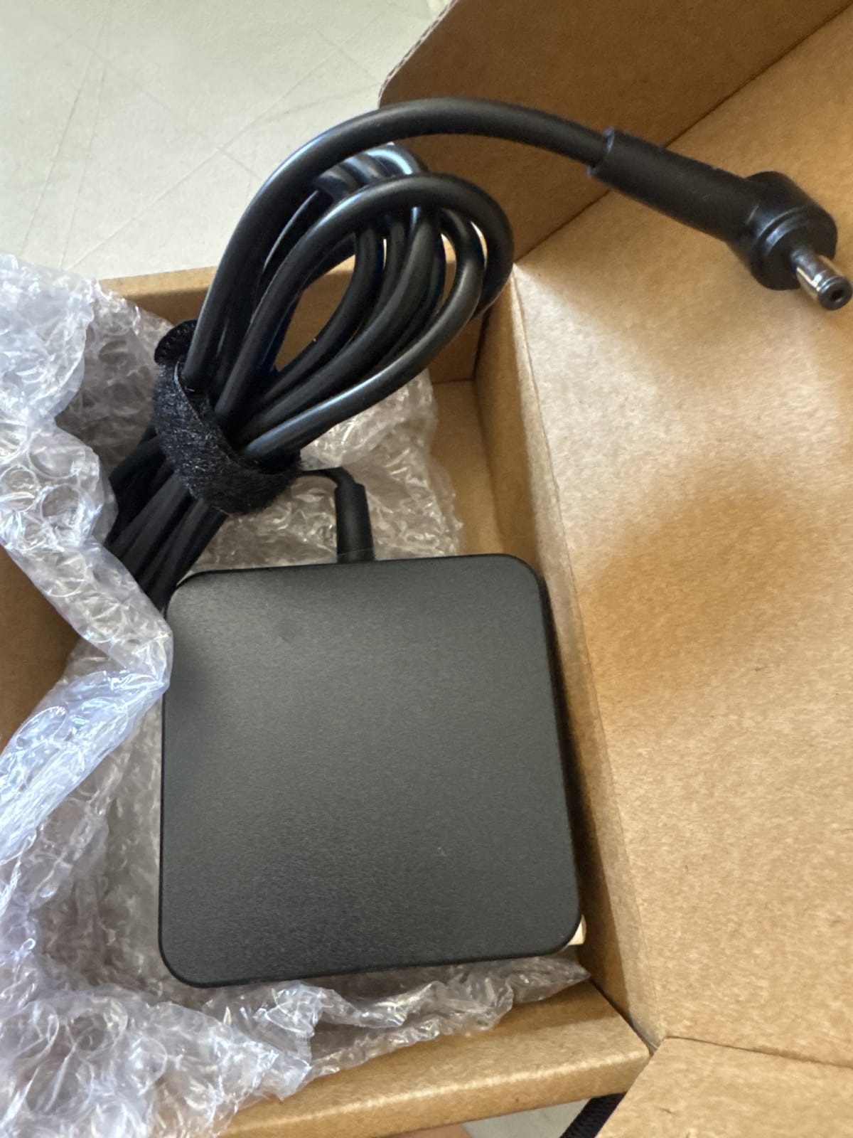 Asus Laptop Charger NH77 - 65W Power Adapter