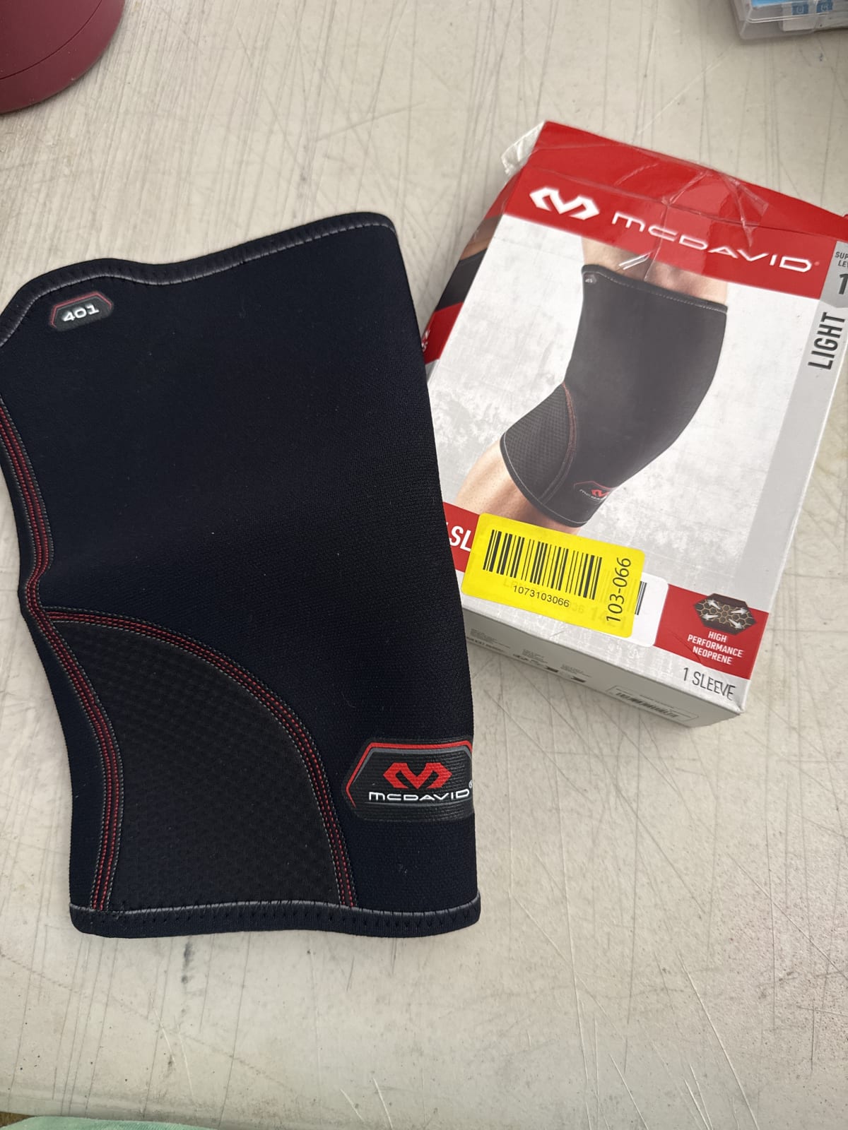 McDavid Light Knee Sleeve - High Performance Neoprene Support