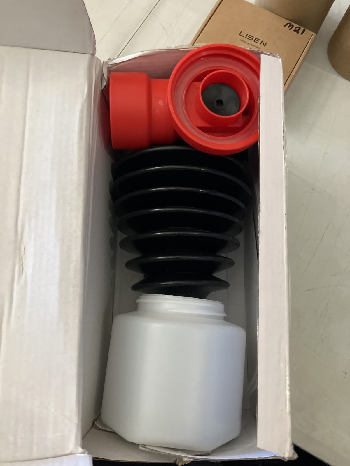 Lisen Car Vacuum Pump with Bottle and Hose