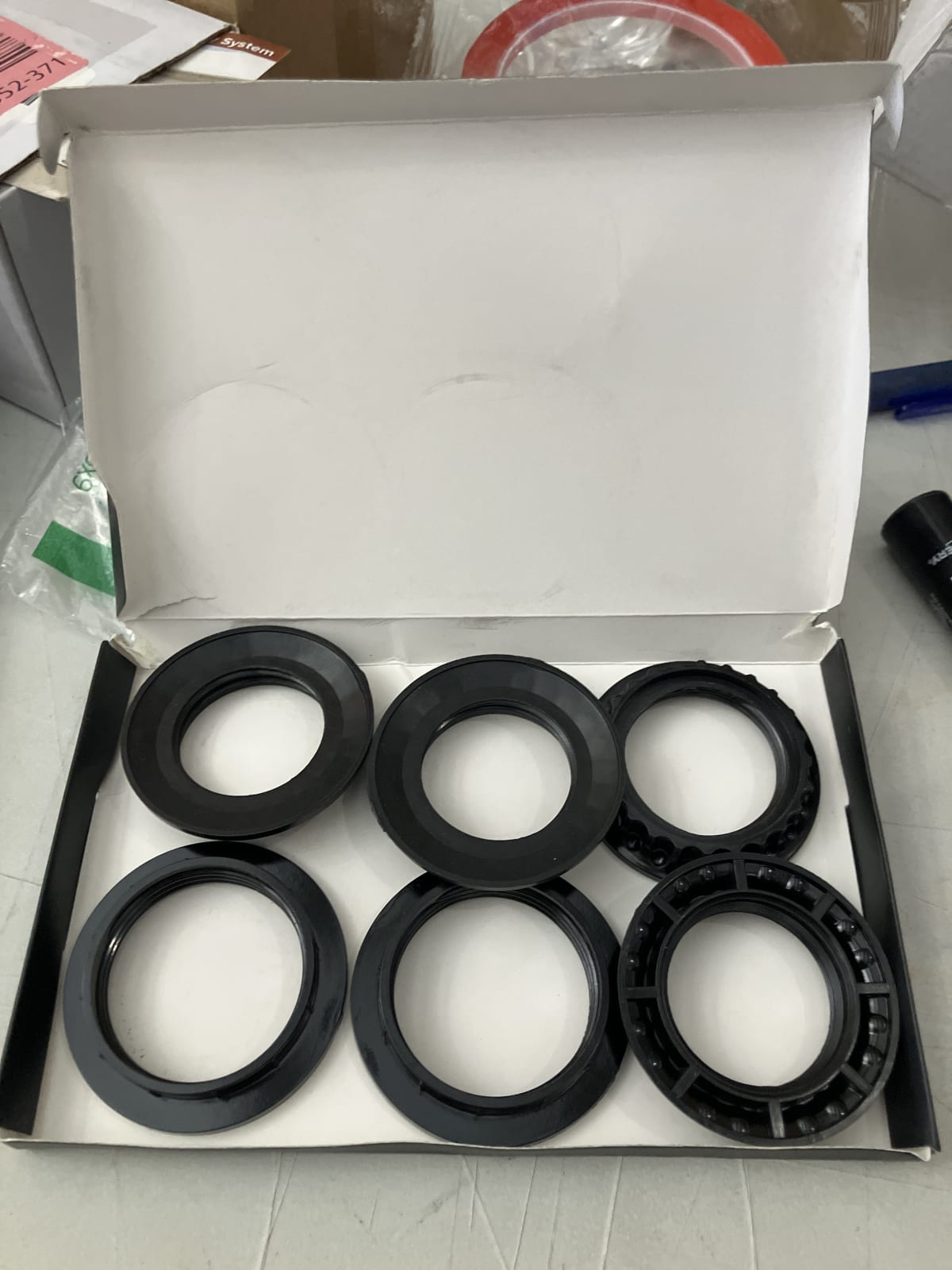 DiCUNO E26 Lamp Shade Rings - Set of 4 Black