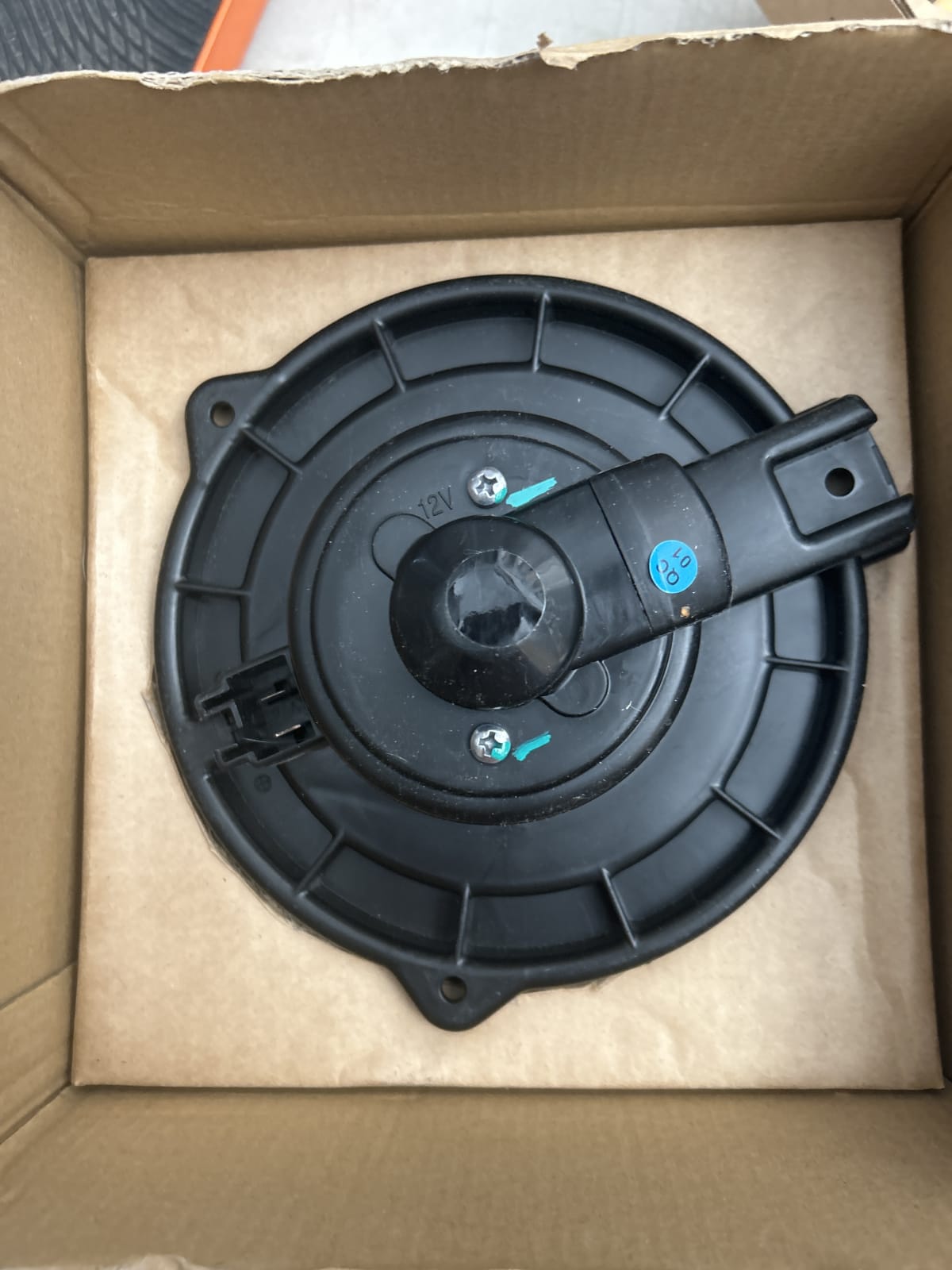 HVAC Blower Motor Assembly for Toyota Sienna Replacement
