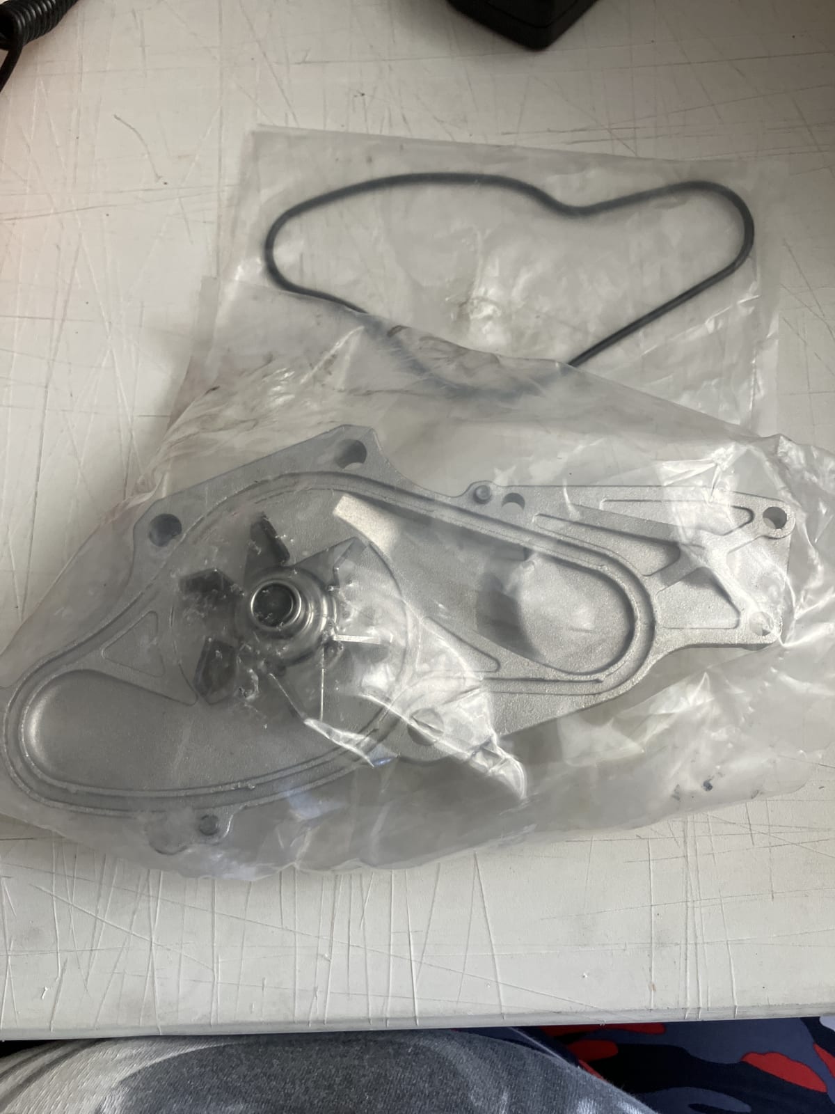 Water Pump Assembly with Gasket - Compatible with Various Models