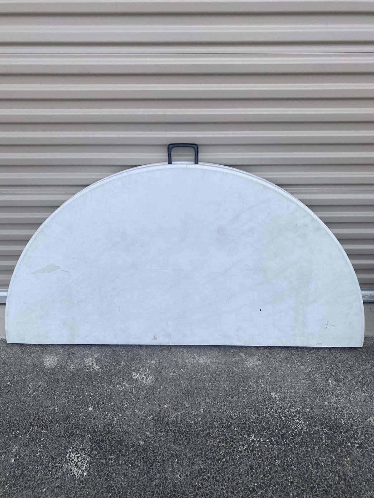 2 5ft Plastic Folding Tables