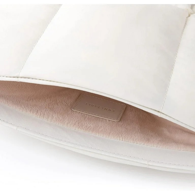 Comfyable Puffy Laptop Sleeve - Black
