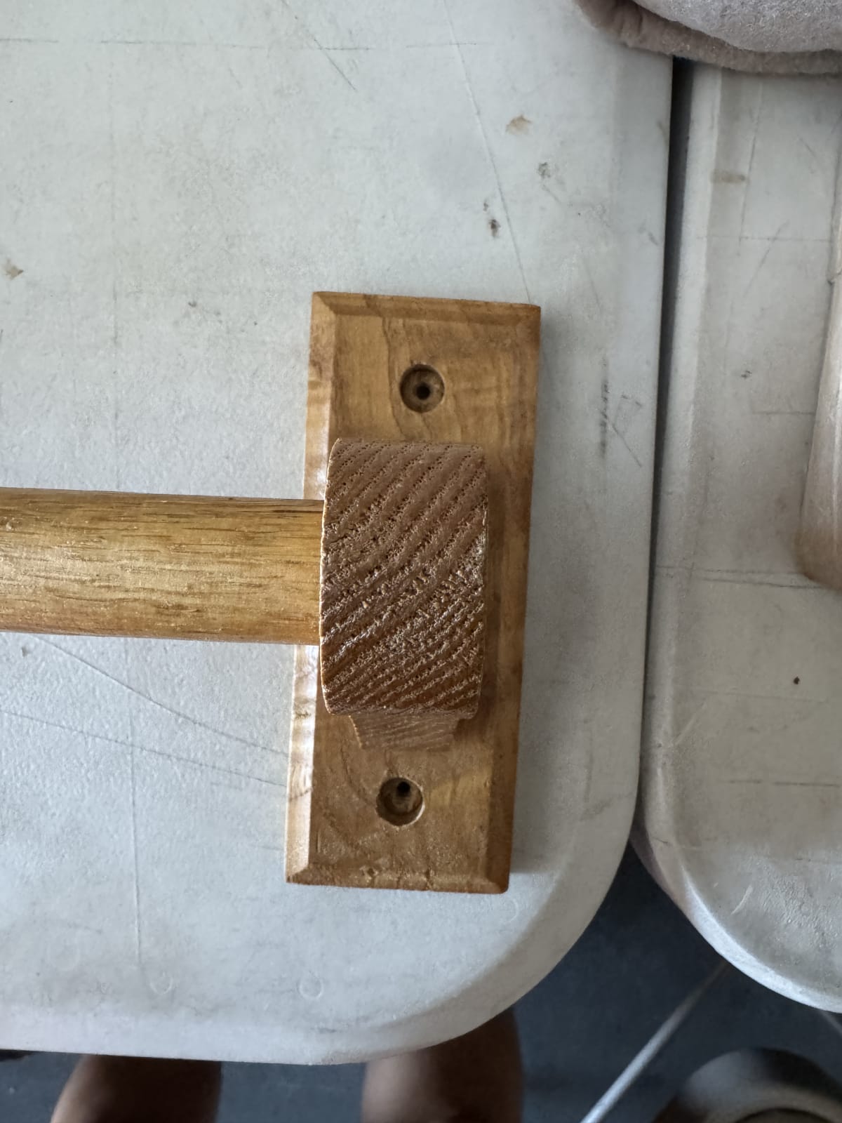18in Wooden Towel Bar with Mounting Brackets