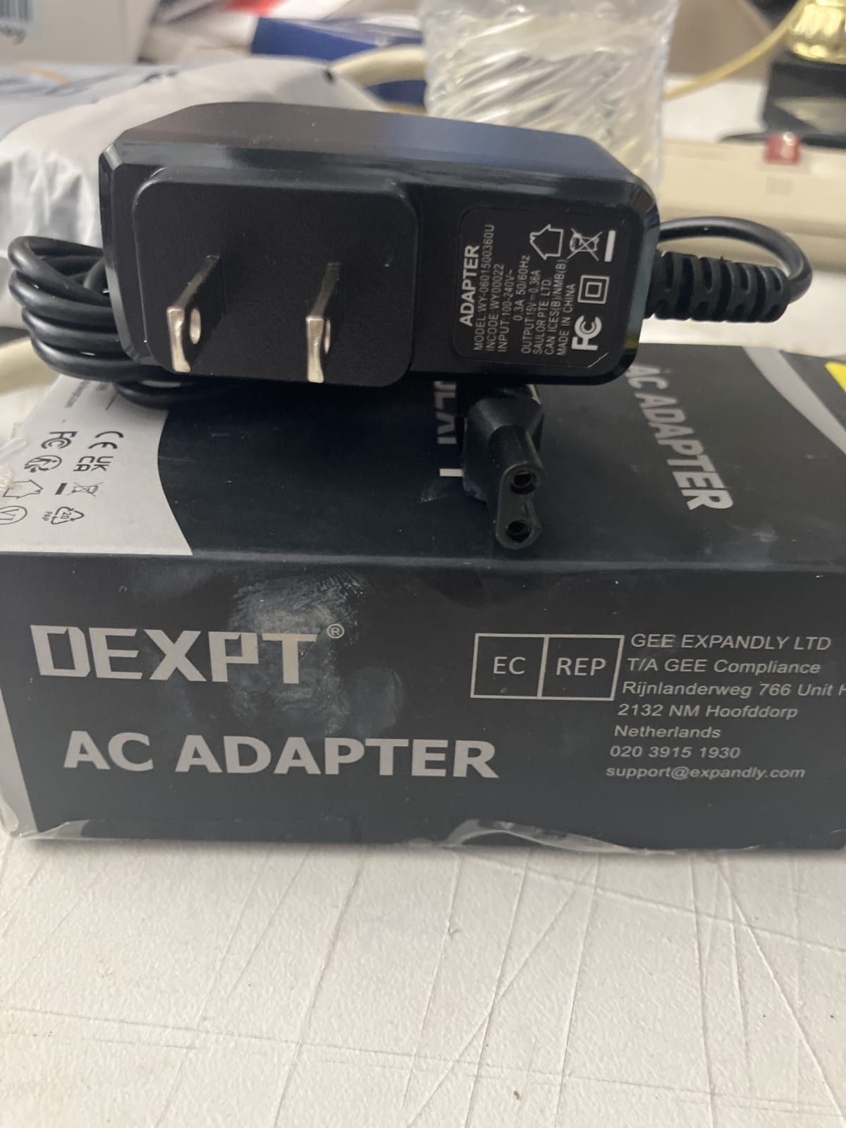 DEXPT AC Adapter - Reliable Power Supply for Your Devices