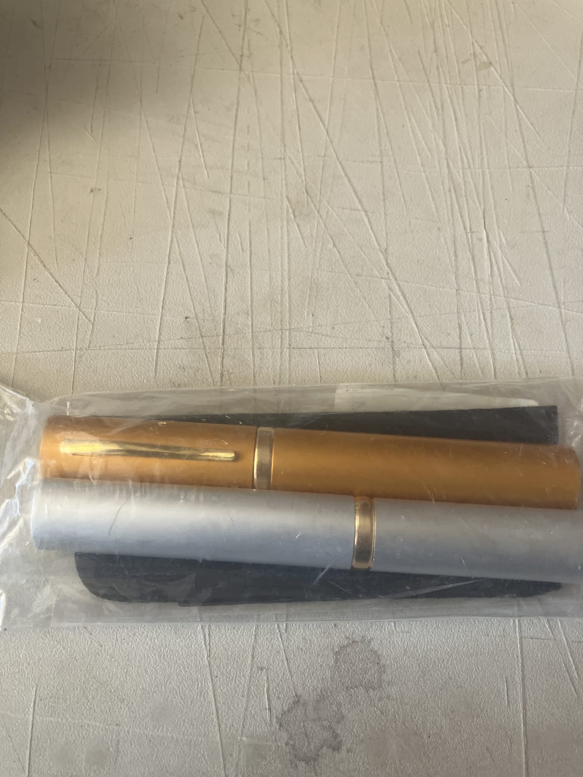DXYXYO Slim Pocket Reading glassesCase +150 gold and Silver