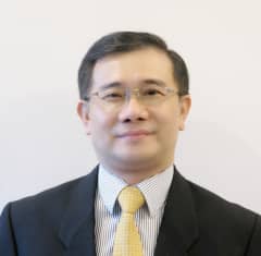 Photo of Dr Heng Wei Lim