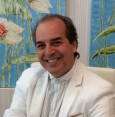 Photo of Dr Marco Faria Correa