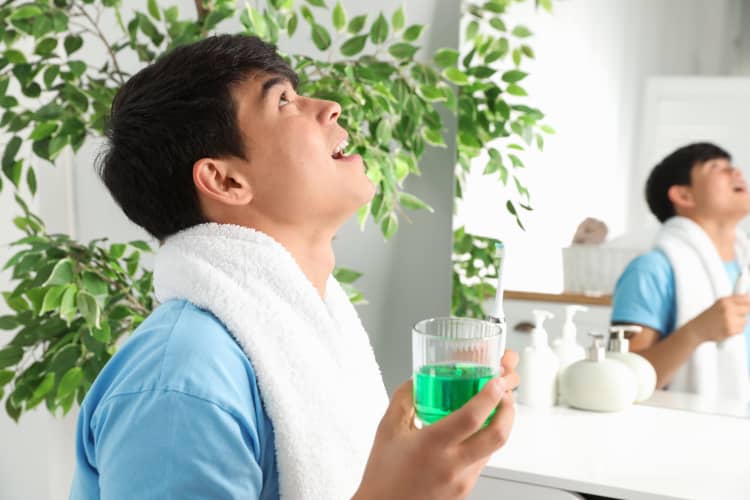 Top 5 Facts that will make you re-think Mouth Wash