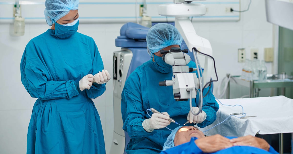 A Comprehensive Guide to Cataract Surgery in Singapore by