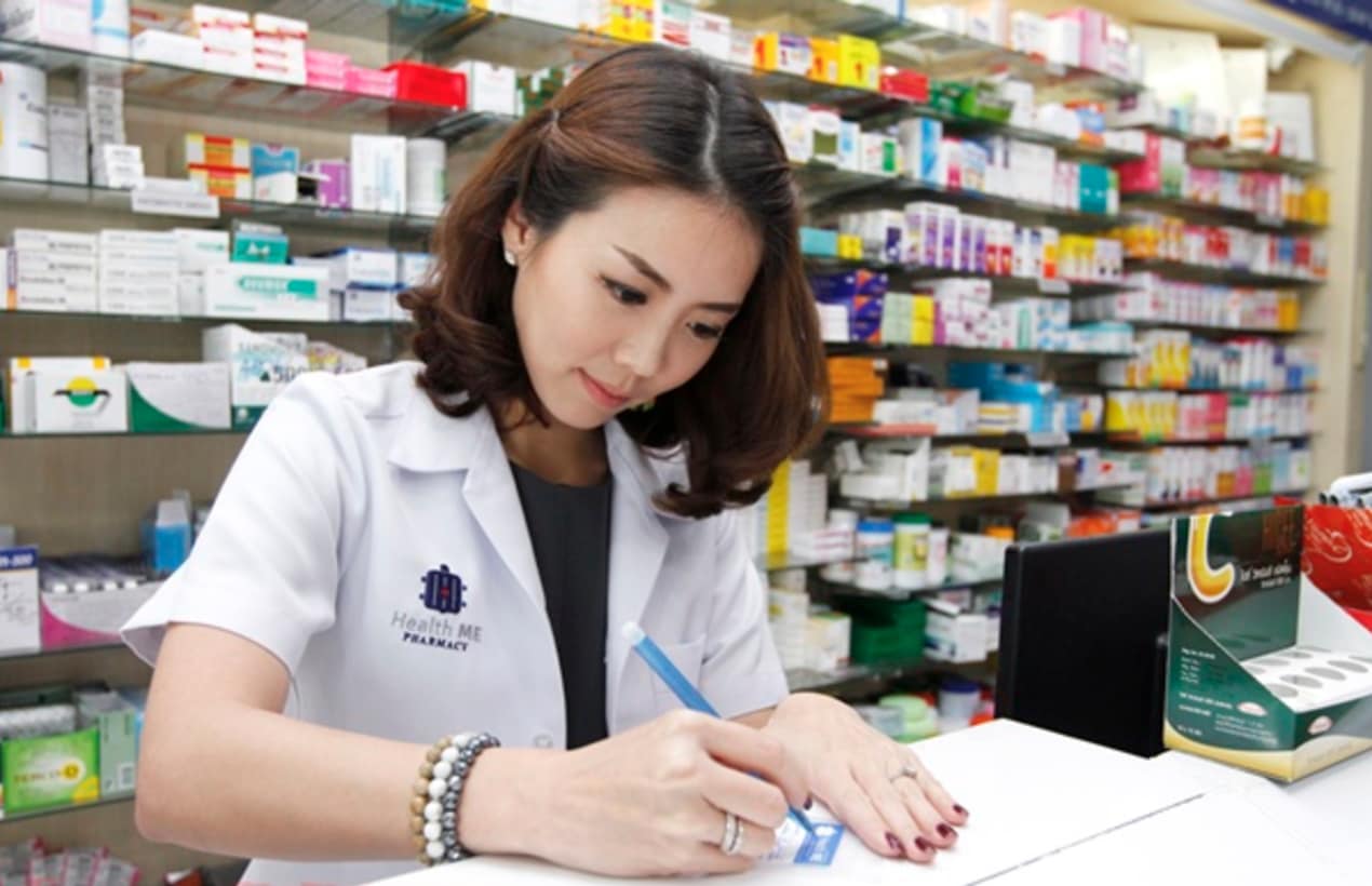 7 Myths About Pharmacists In Singapore undefined