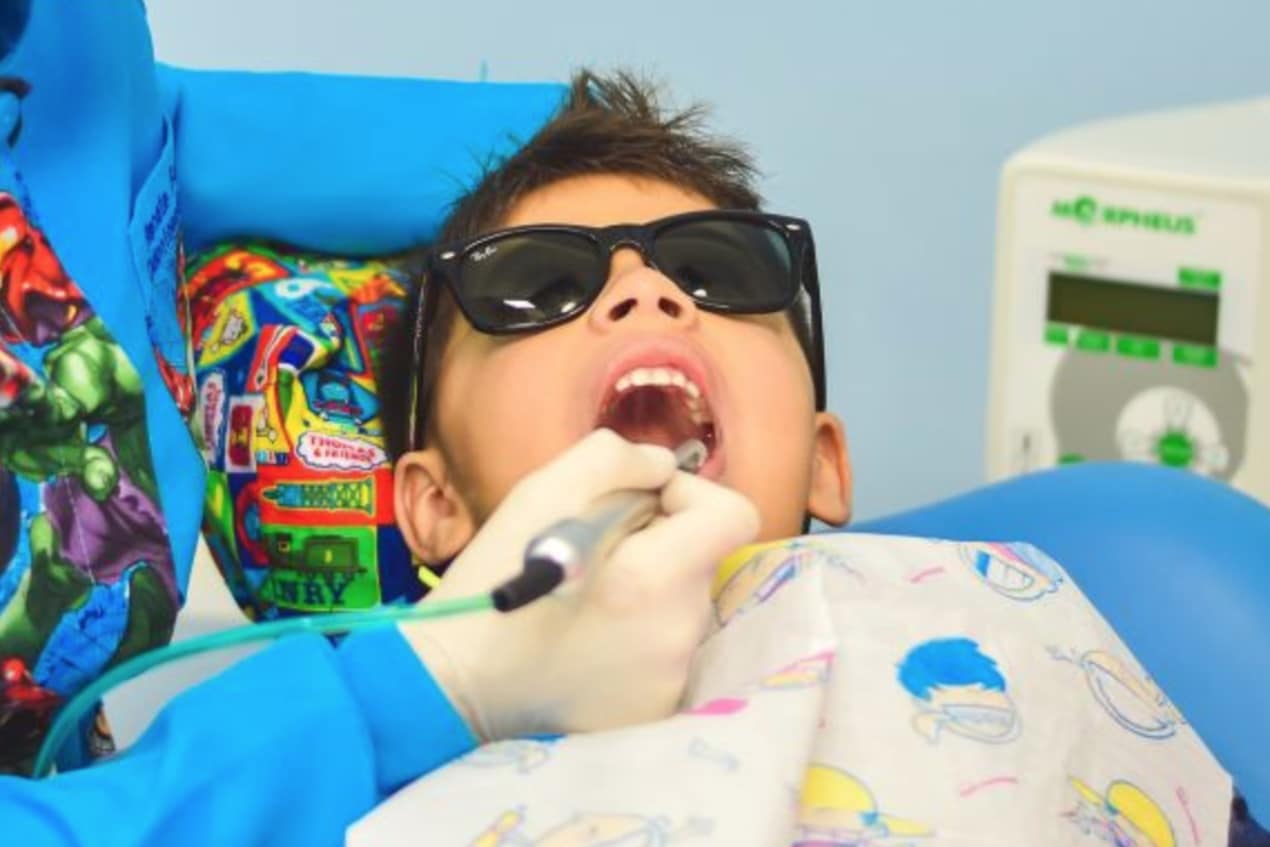 The Orthodontist's Complete Picture Guide To Braces For Children (2018) undefined