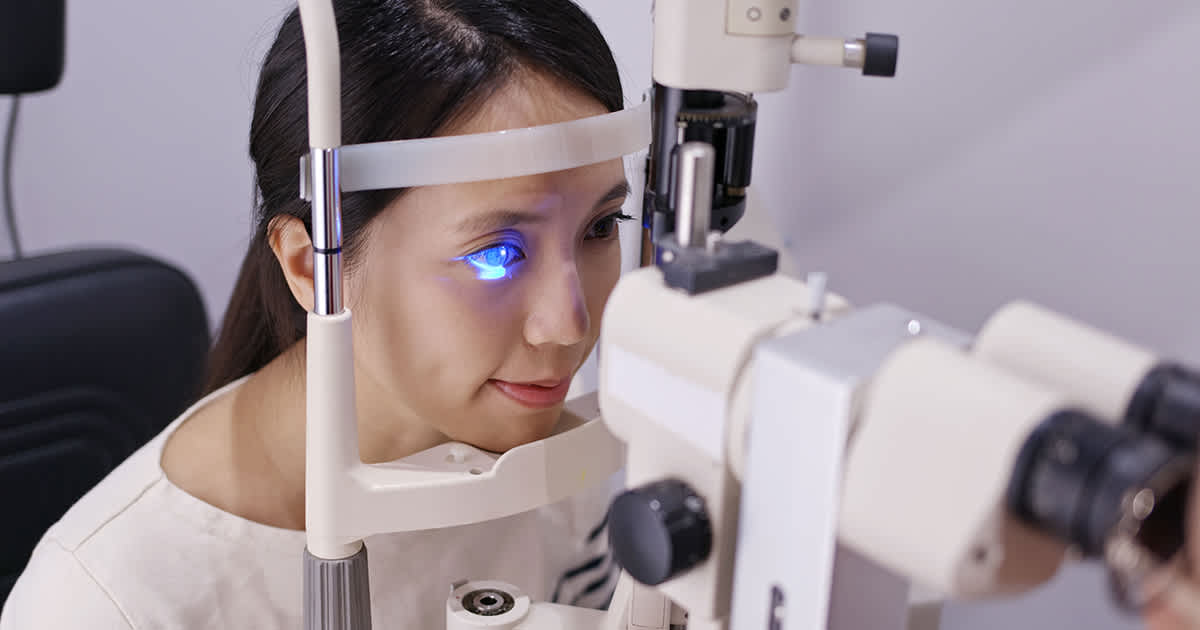 a lady having her eyes checked