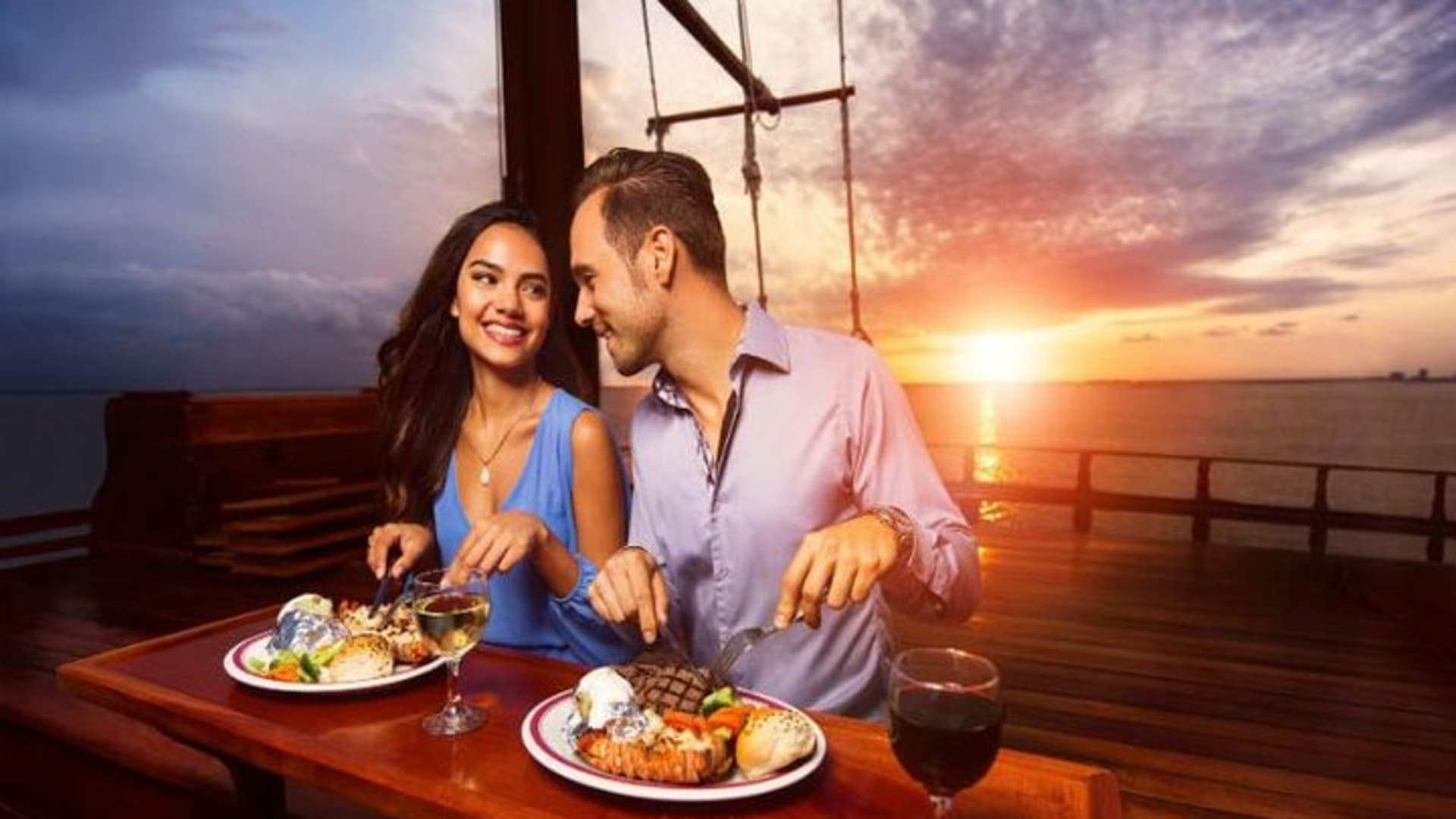 Romantic Dinner on a Spanish Galeon in Cancun