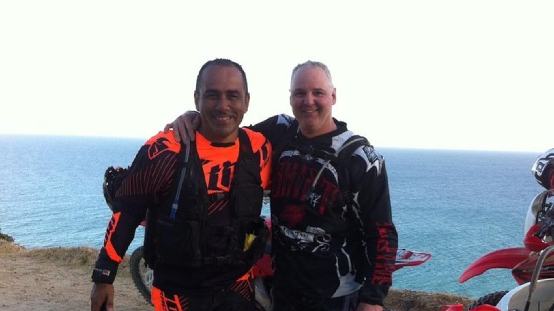 Aventure tout-terrain en Baja en moto cross ou buggy