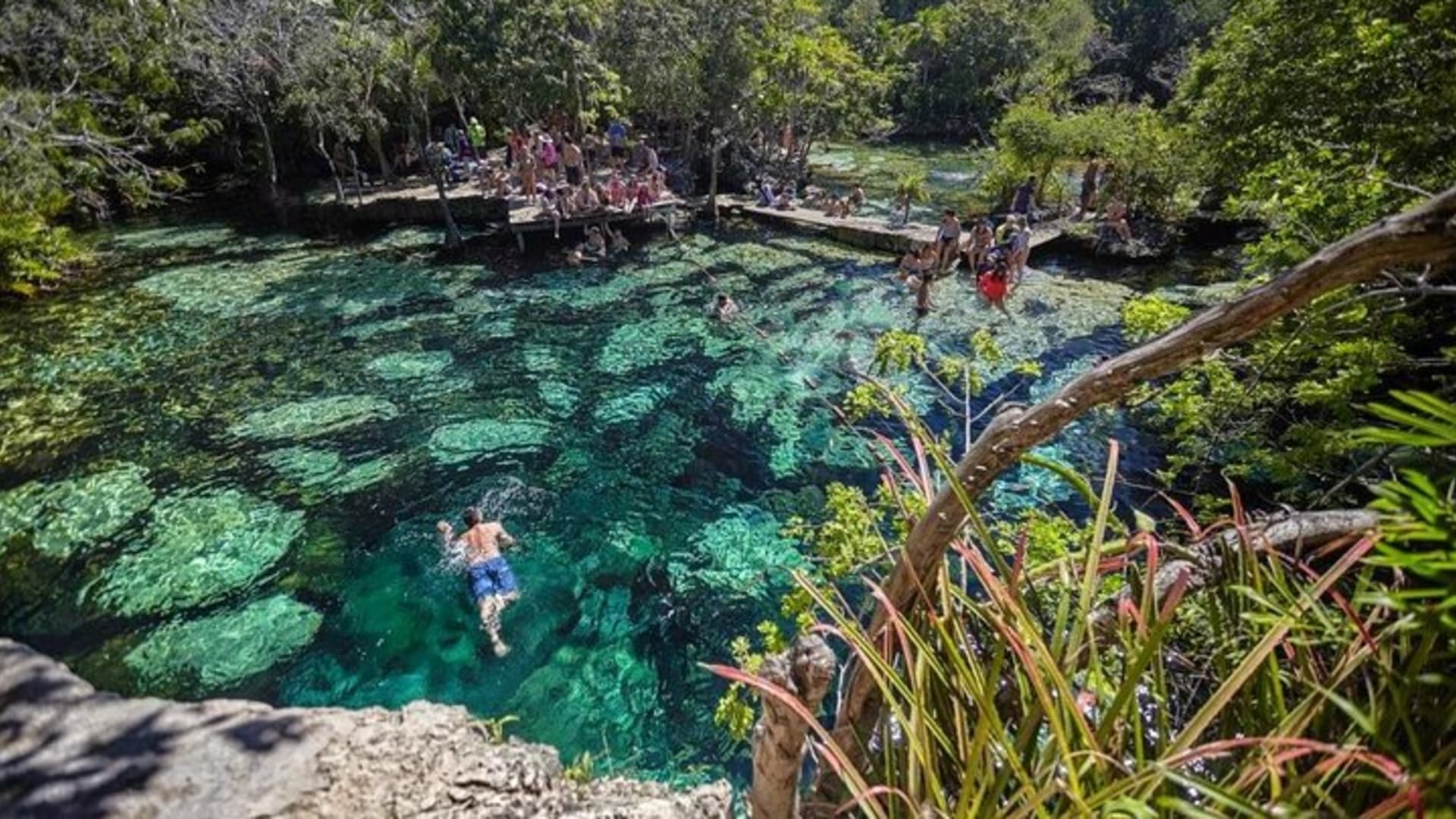 MAGIC BACALAR, 7 Colors Lagoon & Cenote Azul. Transport included