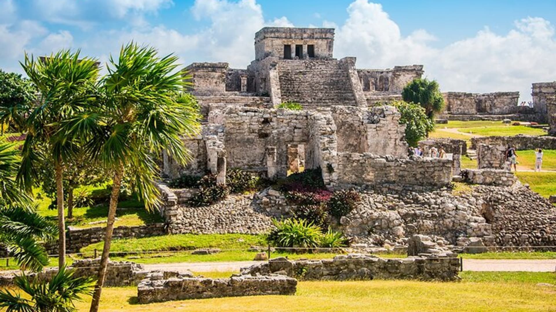 Small group tour in Tulum Ruins - Cenote Cave and GoPro pictures