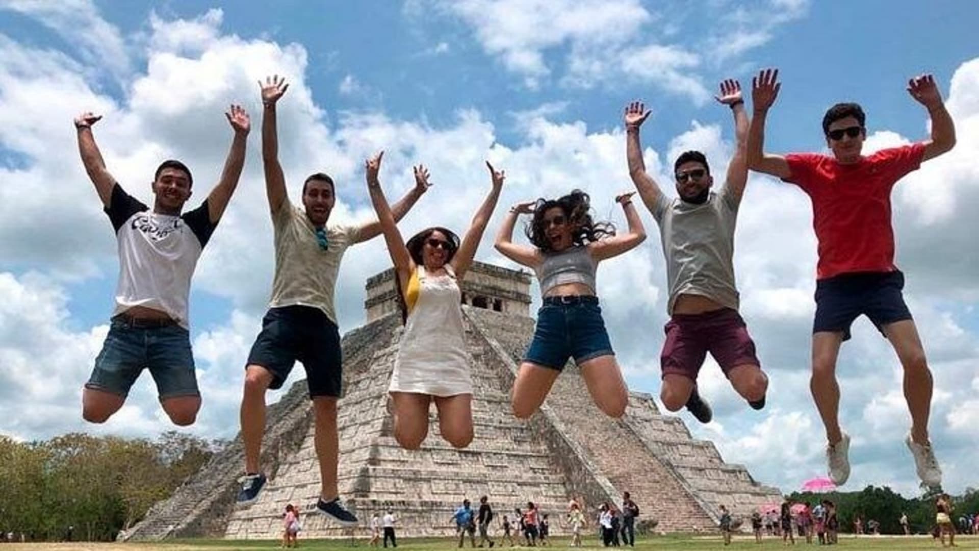 Tour privado de día completo a Chichén Itzá y santuario maya