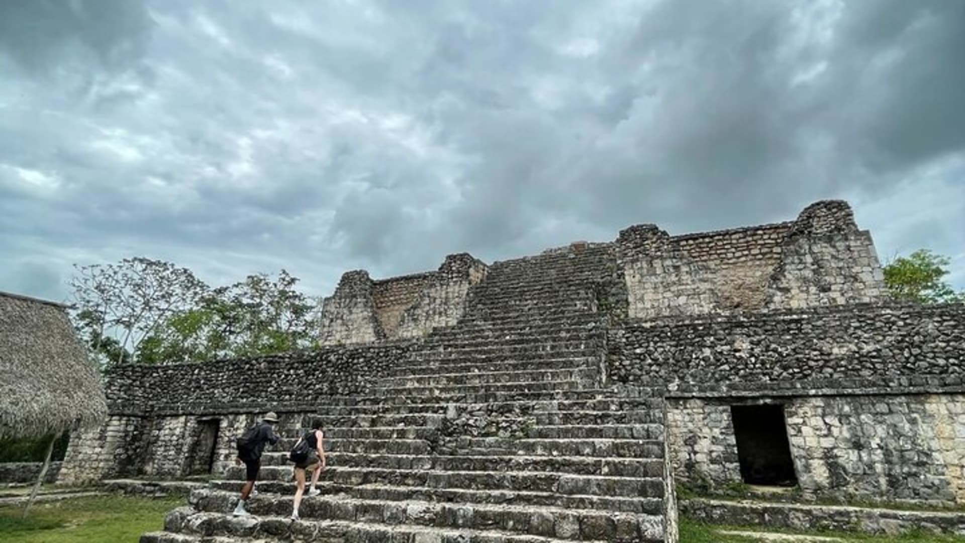 Private Ek Balam, Cenote & Valladolid tour