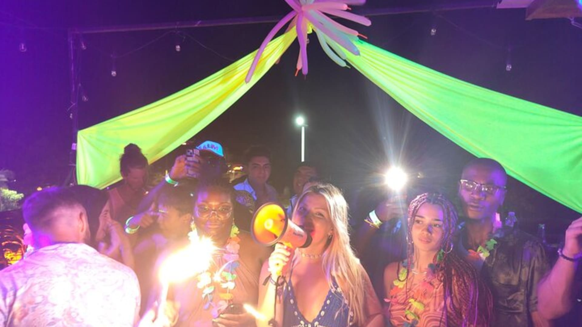 Social PubCrawl Playa del Carmen