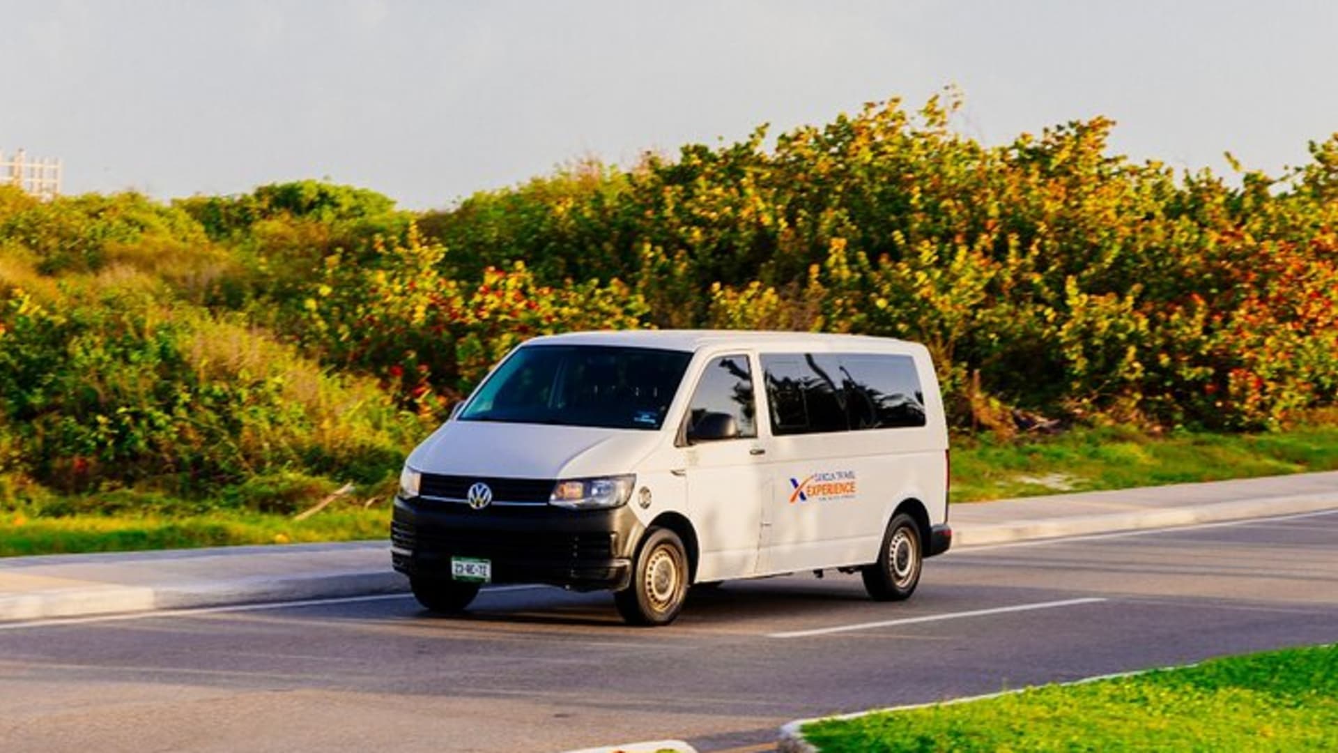 Private Cancun Airport (CUN) Transportation to/from Tulum