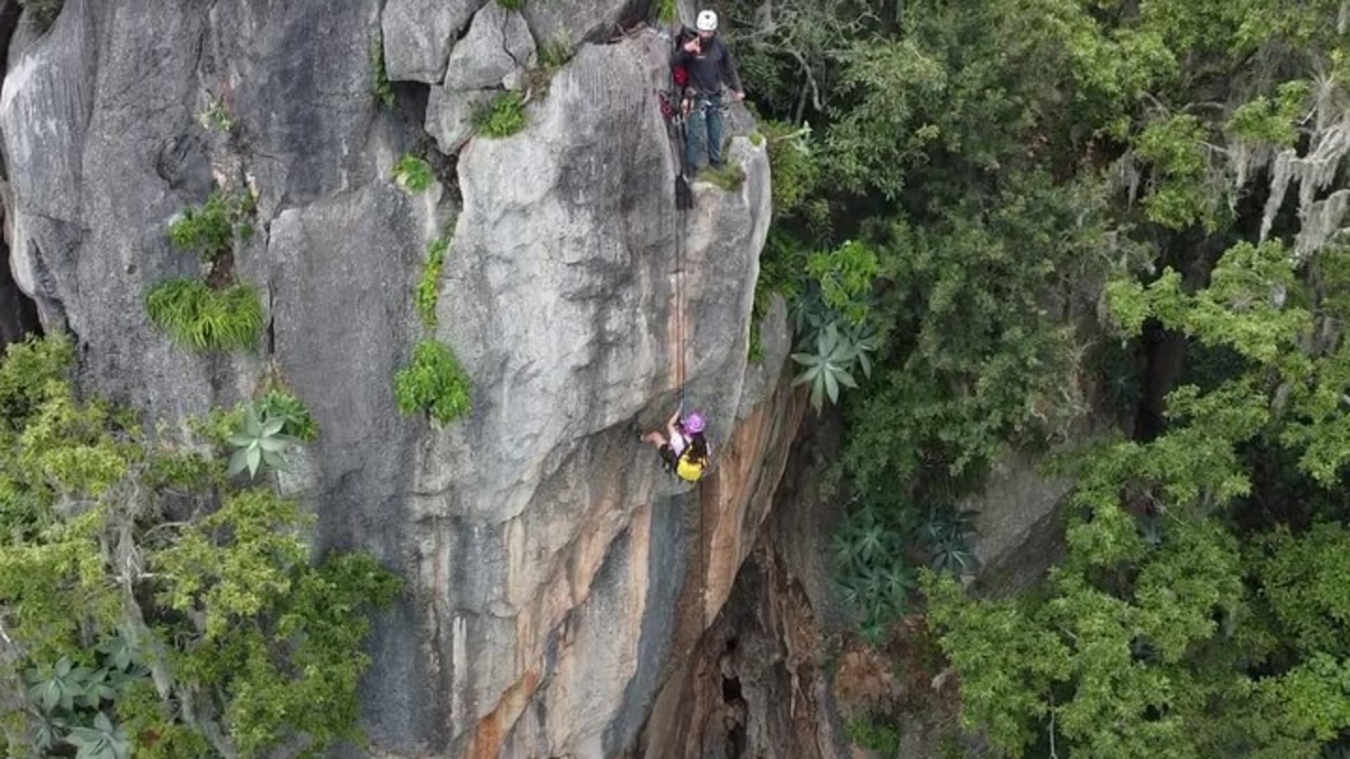 Private Rappelling Experience in Valle de Bravo