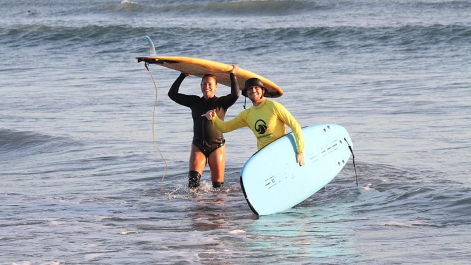 ¡Surfea el mejor spot de la zona! Con instructor certificado.